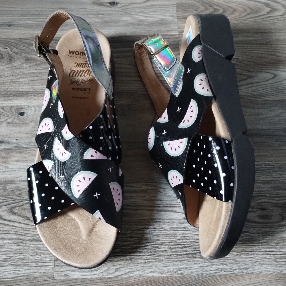 Wonders Platform Slingback Sandal Watermelon Polka Dot Size 40 US 9 - 10